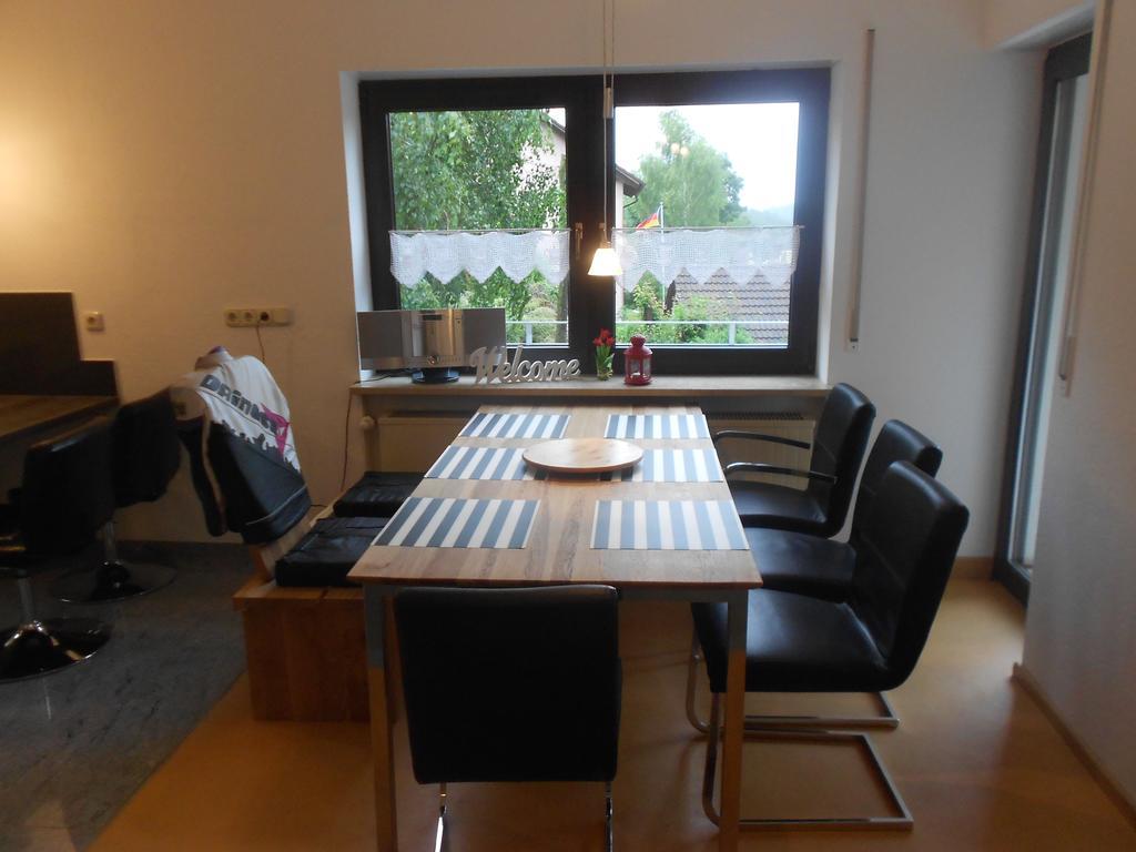 Ferienunterkuenfte Deinhardt Villa Poxdorf Bagian luar foto